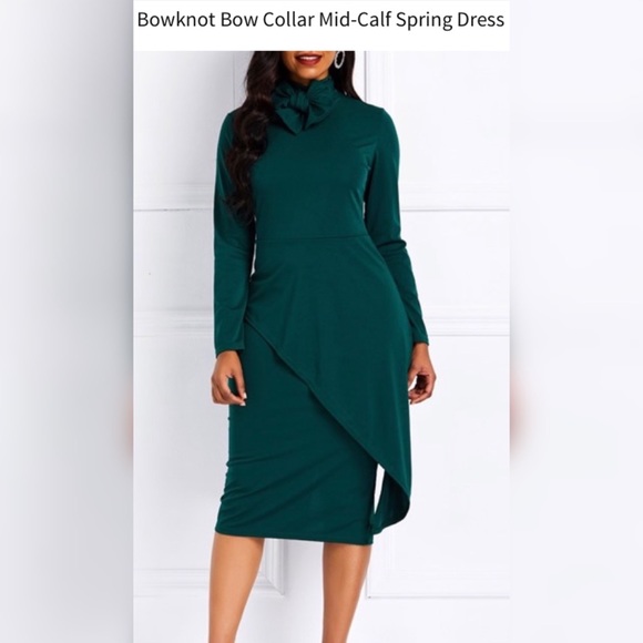 Fashion Nova Dresses & Skirts - Green Body Con Bow Dress